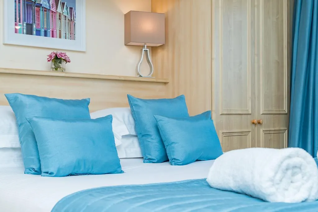 Seaview 2 Bedroom Apartment Brighton Marina