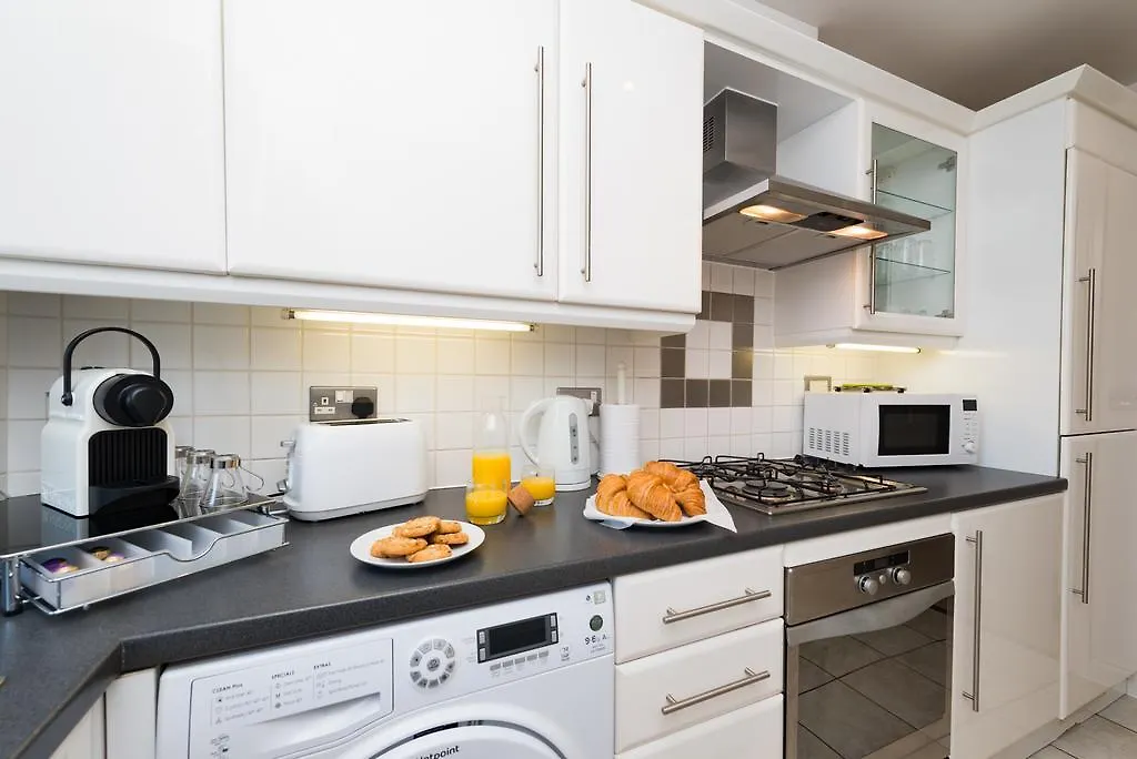Seaview 2 Bedroom Apartment Brighton Marina 0*,