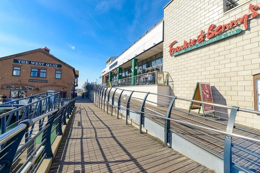 Seaview 2 Bedroom Apartment Brighton Marina Storbritannien
