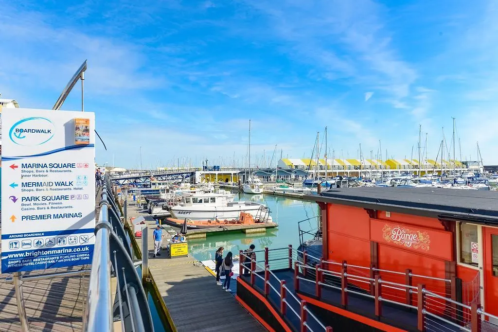 Seaview 2 Bedroom Apartment Brighton Marina