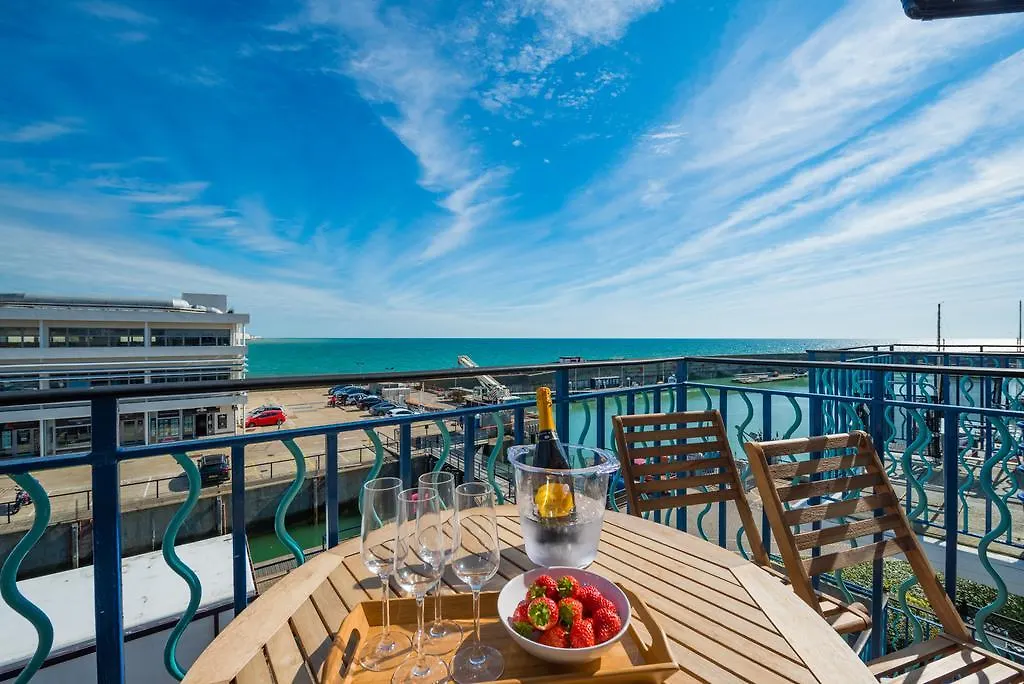 Seaview 2 Bedroom Apartment Brighton Marina United Kingdom